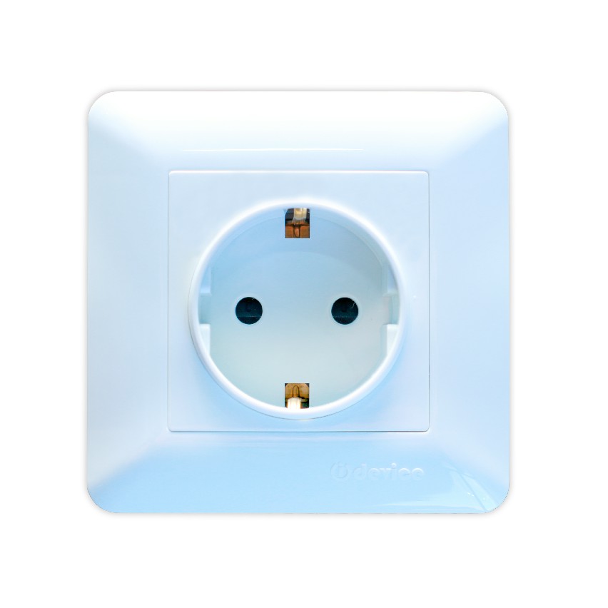 Розетка с заземлением — iDevice